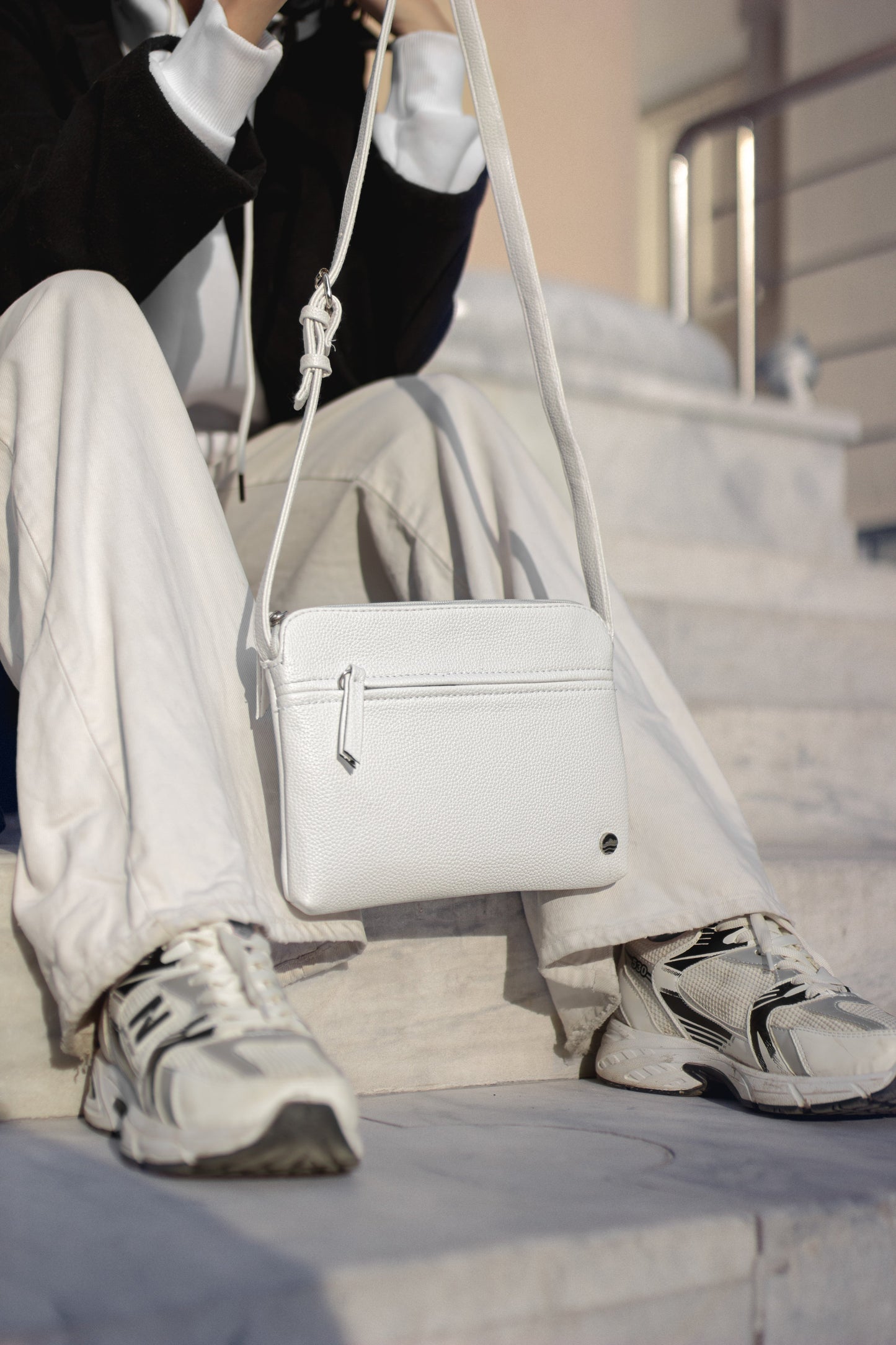 COOLEATHER BAG WHITE